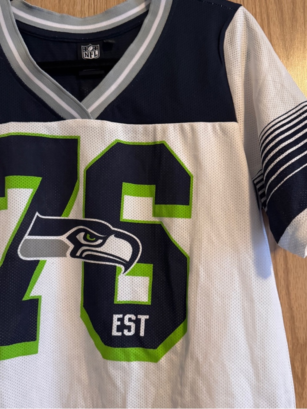 🖤5/$20 NFL Seattle Seahawks White & Navy #76 Jersey Top - Picture 3 of 9